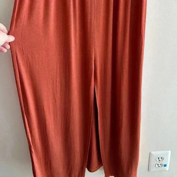 boohoo Stretch Midi Dress, Ruffled Off the Shoulder Sleeves, Burnt Orange, 6 - Picture 7 of 16